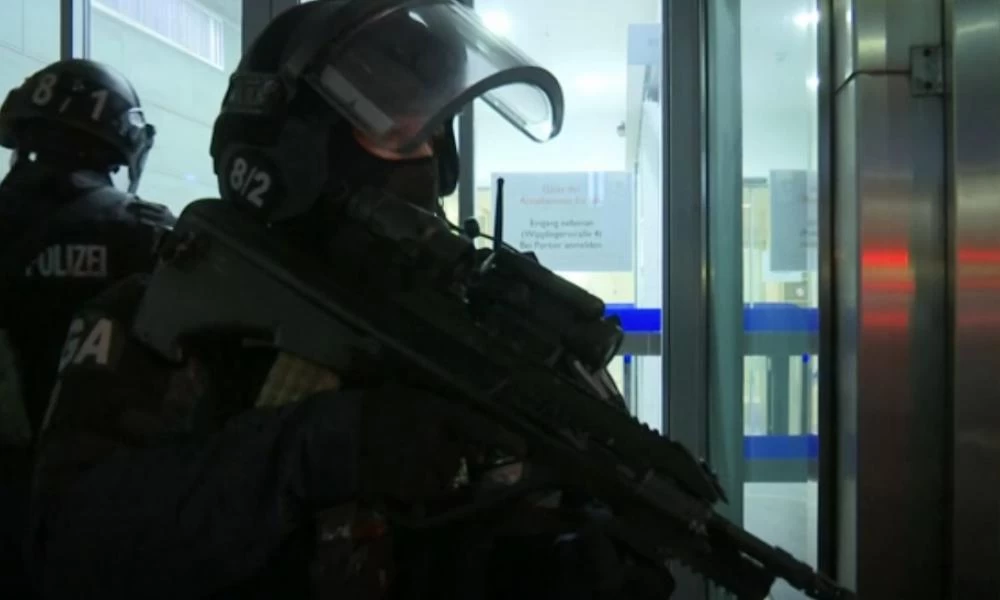 Επίθεση στη Βιέννη: Πώς ο τζιχαντιστής ξεγέλασε τις αρχές